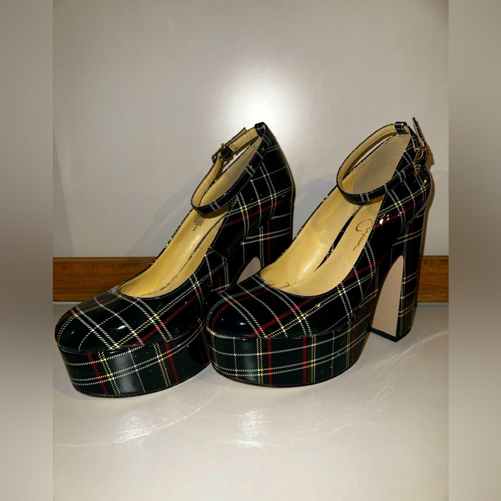Jessica Simpson Macee Platform Pump Size 8.5